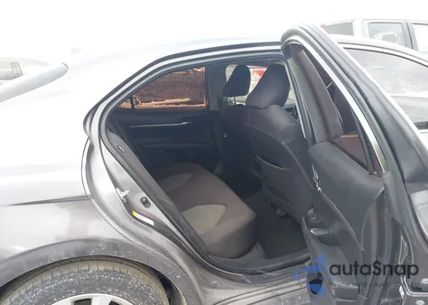 2019 Toyota Camry Le из США, поврежденный, VIN 4T1B11HK4KU681398